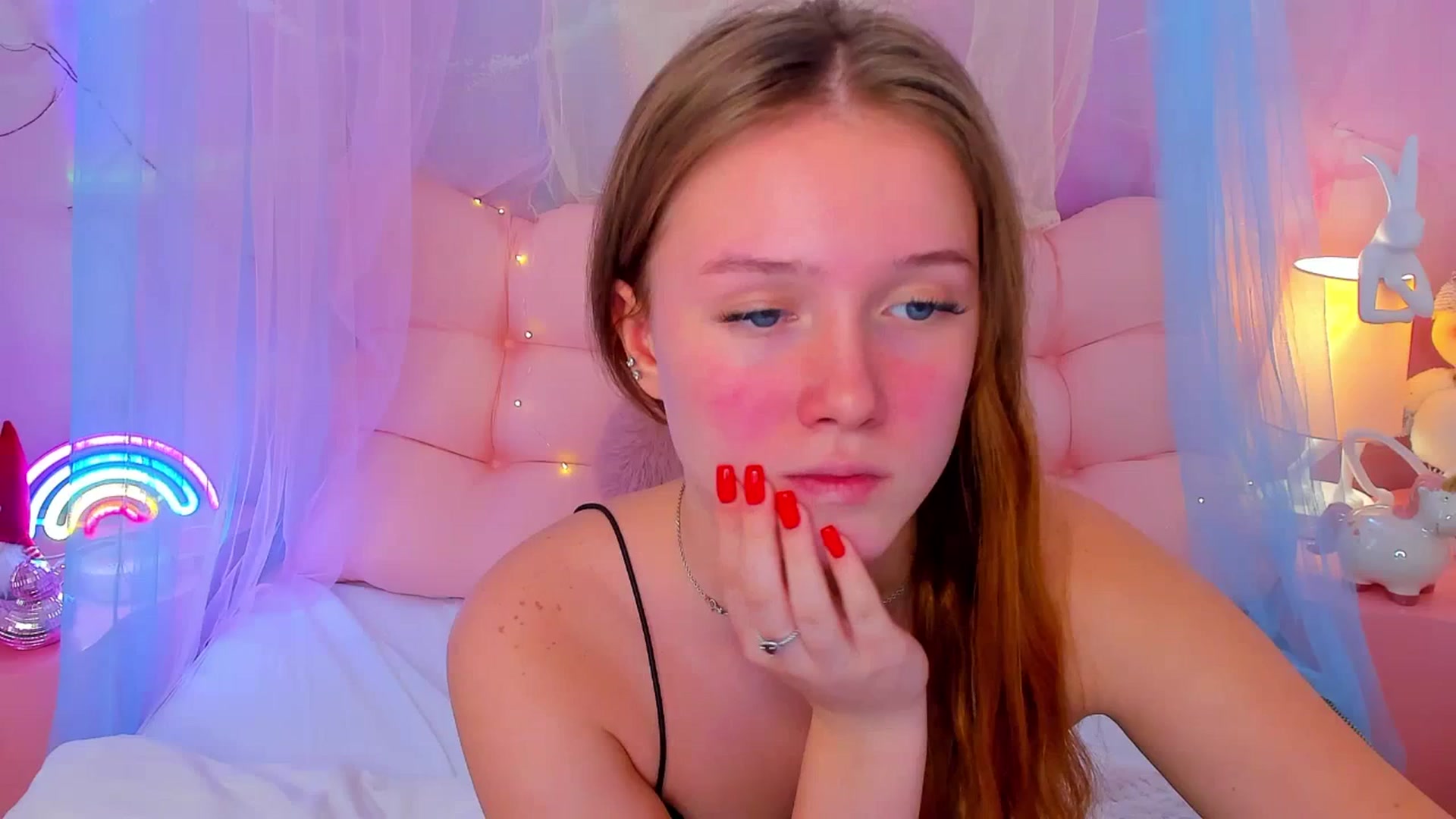 Gallery image thumbnail from Beatrizz's myfreecams stream on, 01/14/2026, 10:01 image 16 of 20