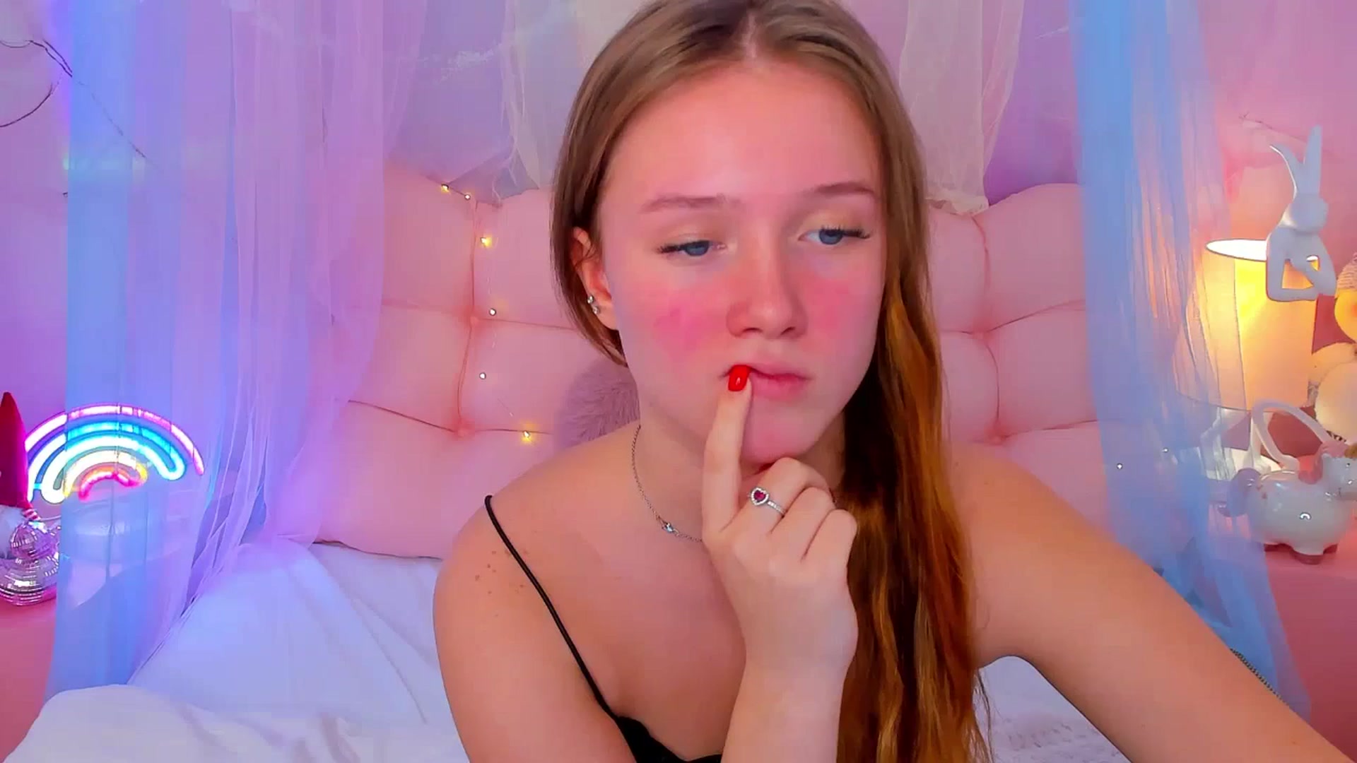 Gallery image thumbnail from Beatrizz's myfreecams stream on, 01/14/2026, 10:01 image 17 of 20