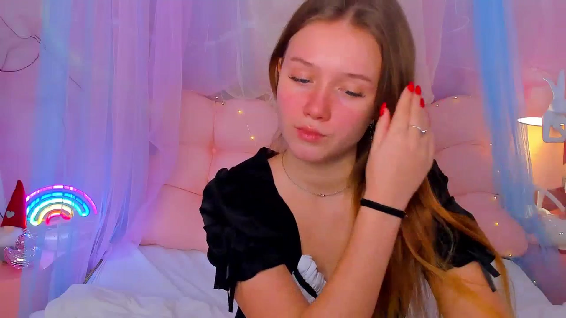 Gallery image thumbnail from Beatrizz's myfreecams stream on, 01/15/2026, 07:52 image 7 of 20