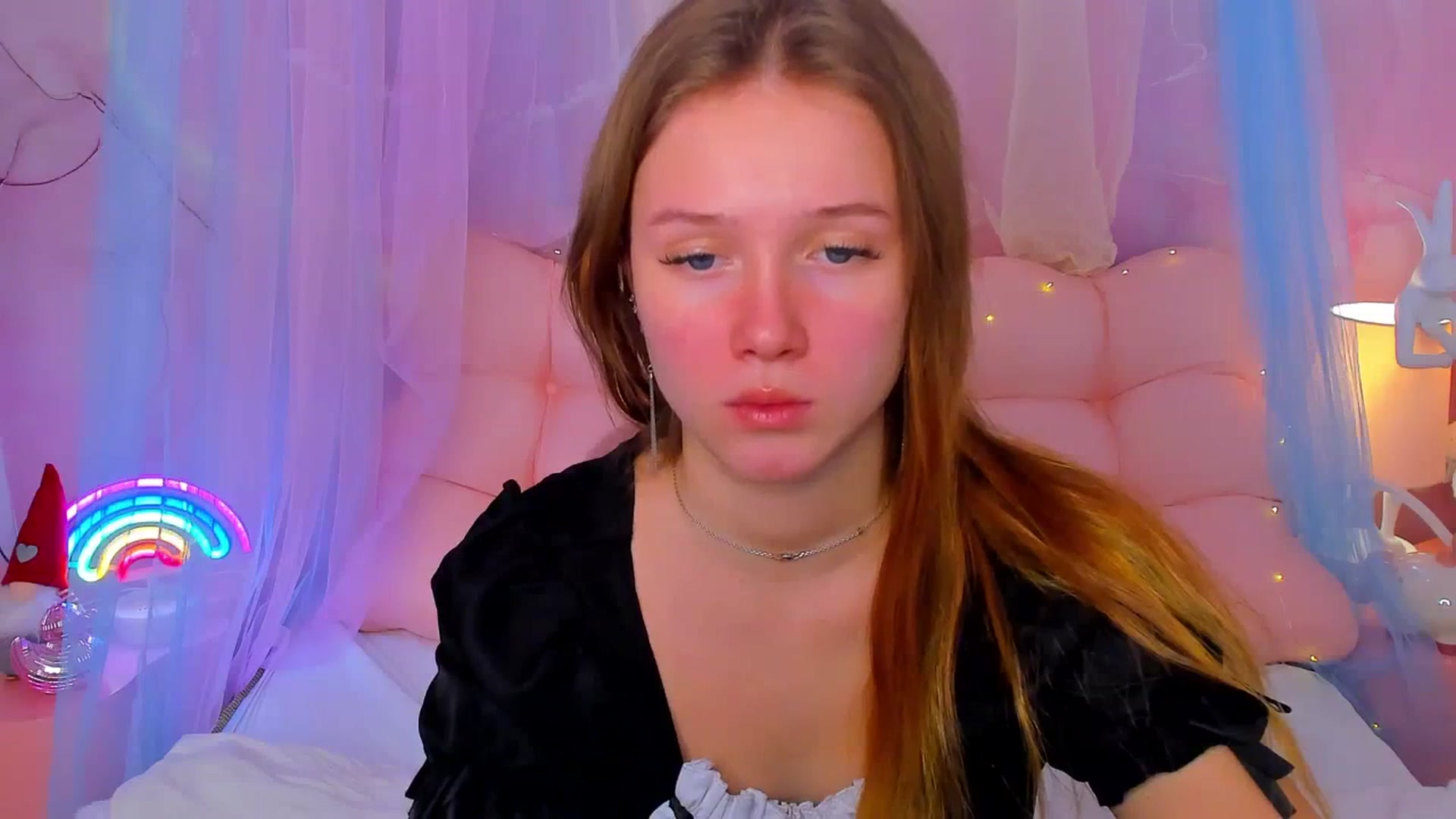 Gallery image thumbnail from Beatrizz's myfreecams stream on, 01/15/2026, 07:52 image 6 of 20