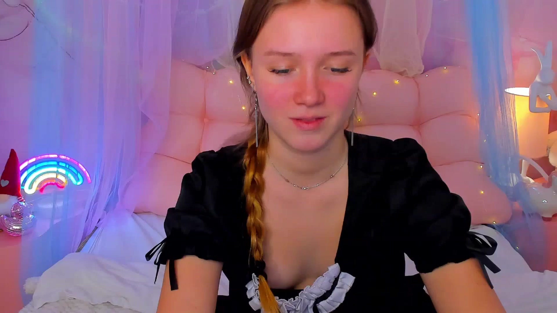 Gallery image thumbnail from Beatrizz's myfreecams stream on, 01/15/2026, 08:14 image 3 of 20