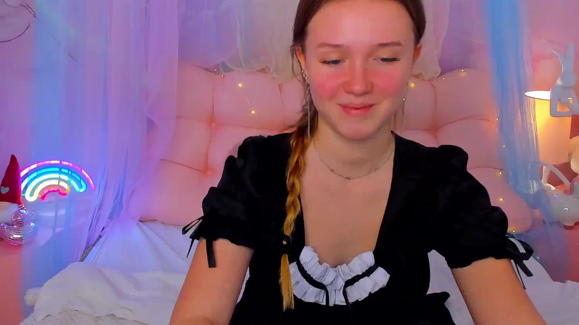 Gallery image thumbnail from Beatrizz's myfreecams stream on, 01/15/2026, 08:14 image 4 of 20