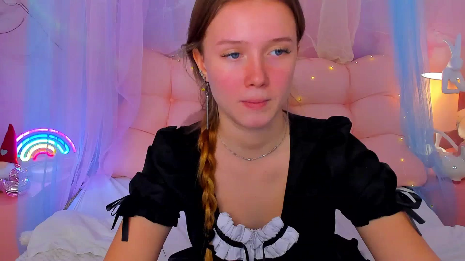 Gallery image thumbnail from Beatrizz's myfreecams stream on, 01/15/2026, 08:14 image 15 of 20
