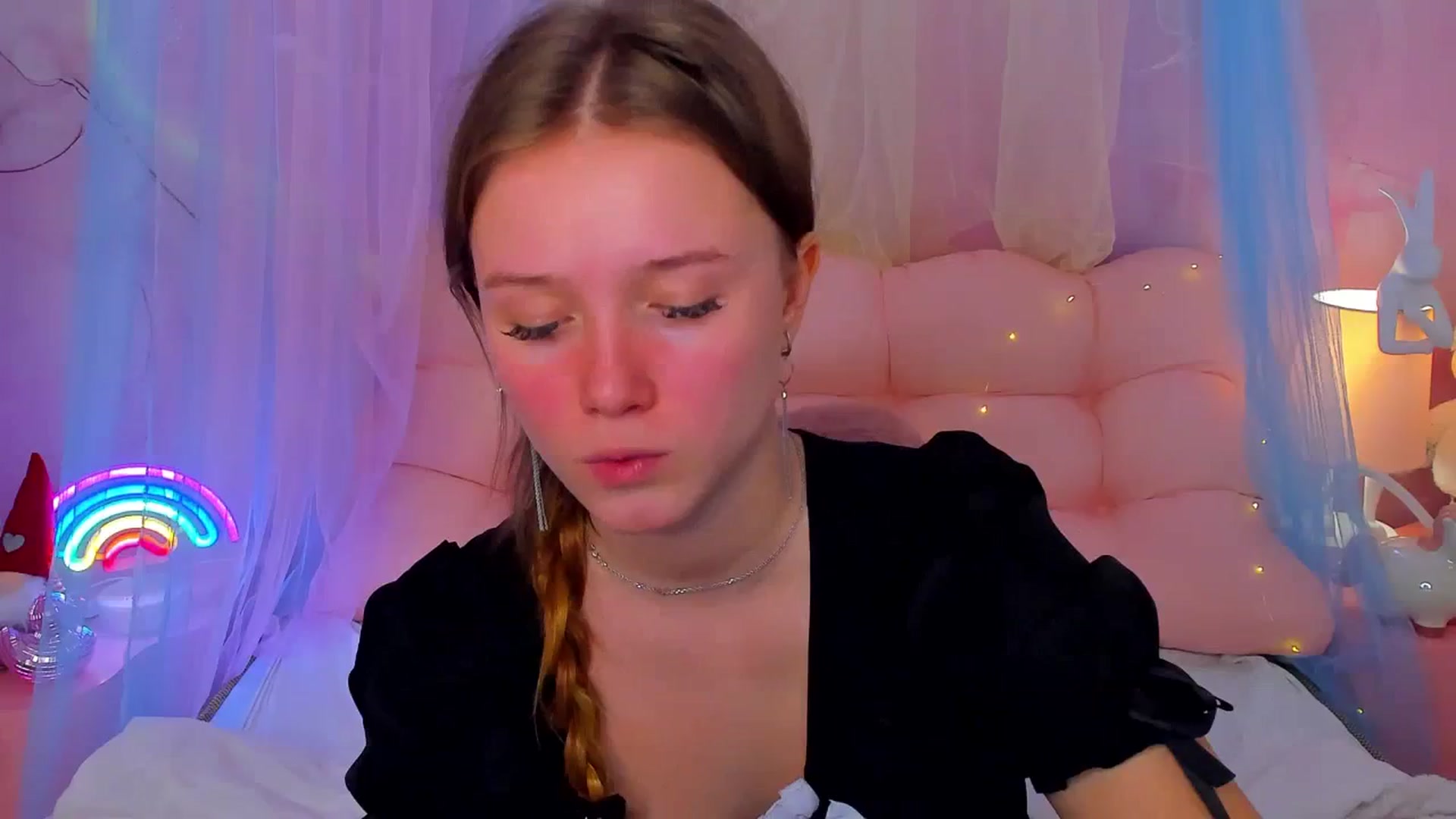 Gallery image thumbnail from Beatrizz's myfreecams stream on, 01/15/2026, 10:01 image 1 of 20