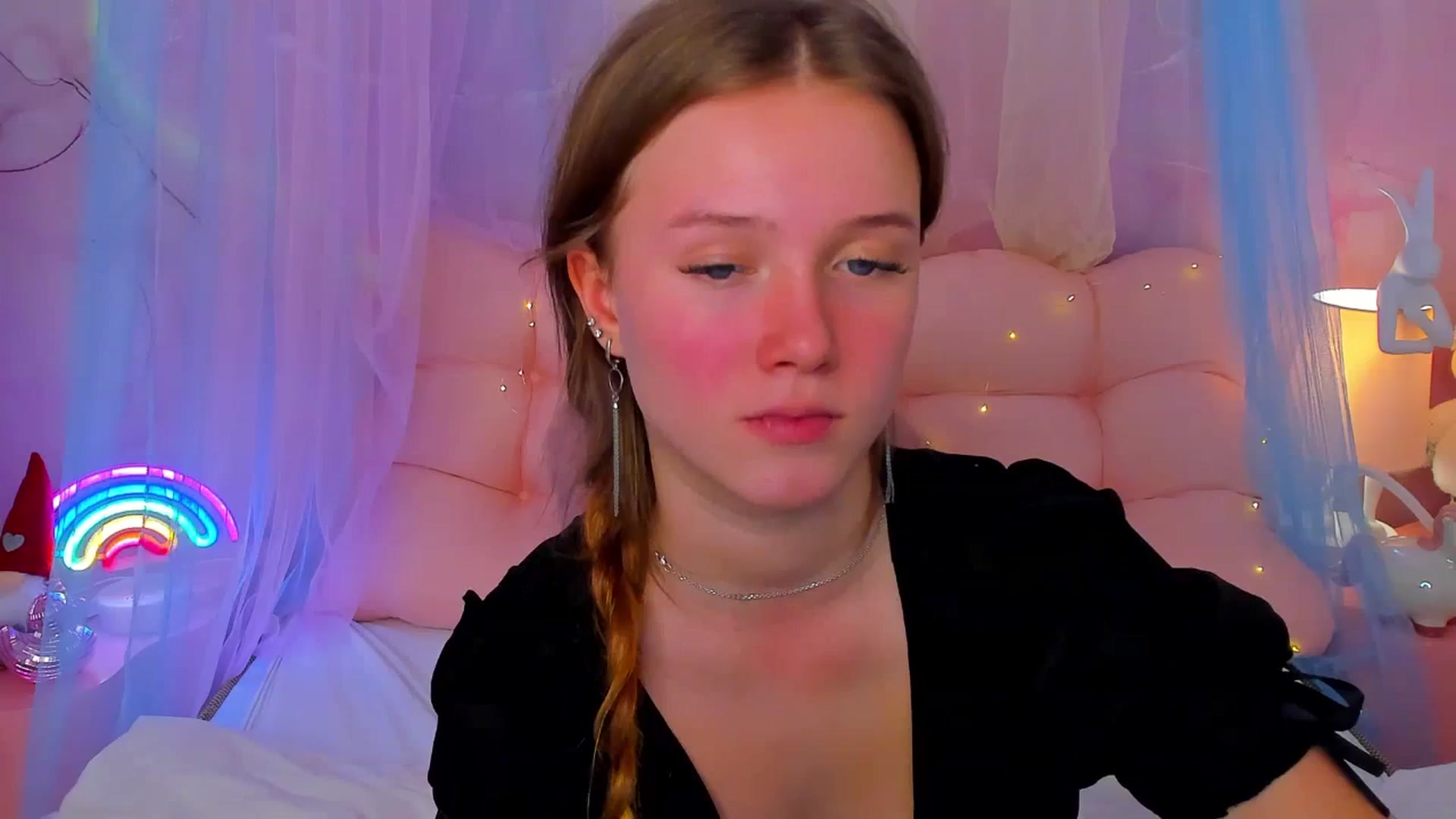 Gallery image thumbnail from Beatrizz's myfreecams stream on, 01/15/2026, 10:01 image 13 of 20