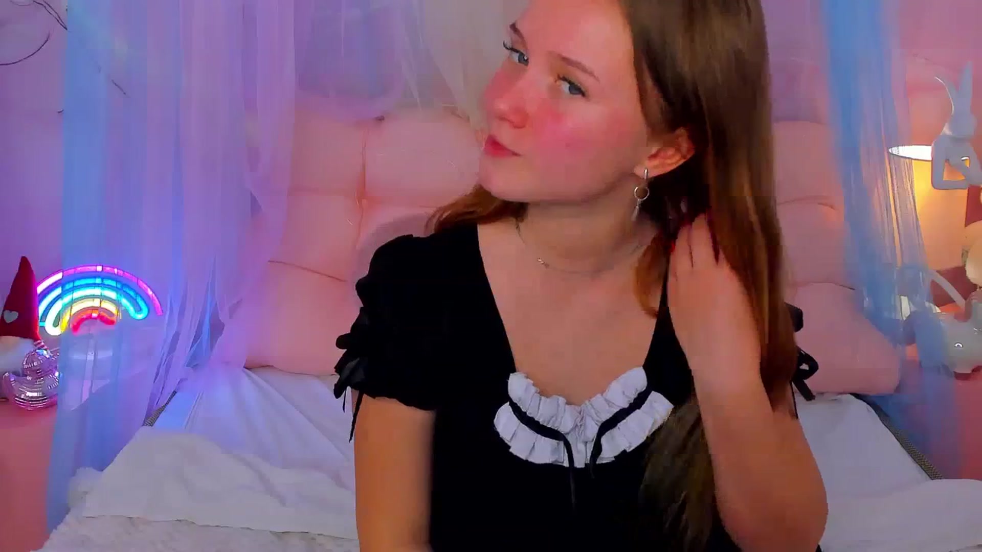 Gallery image thumbnail from Beatrizz's myfreecams stream on, 01/15/2026, 11:47 image 8 of 20