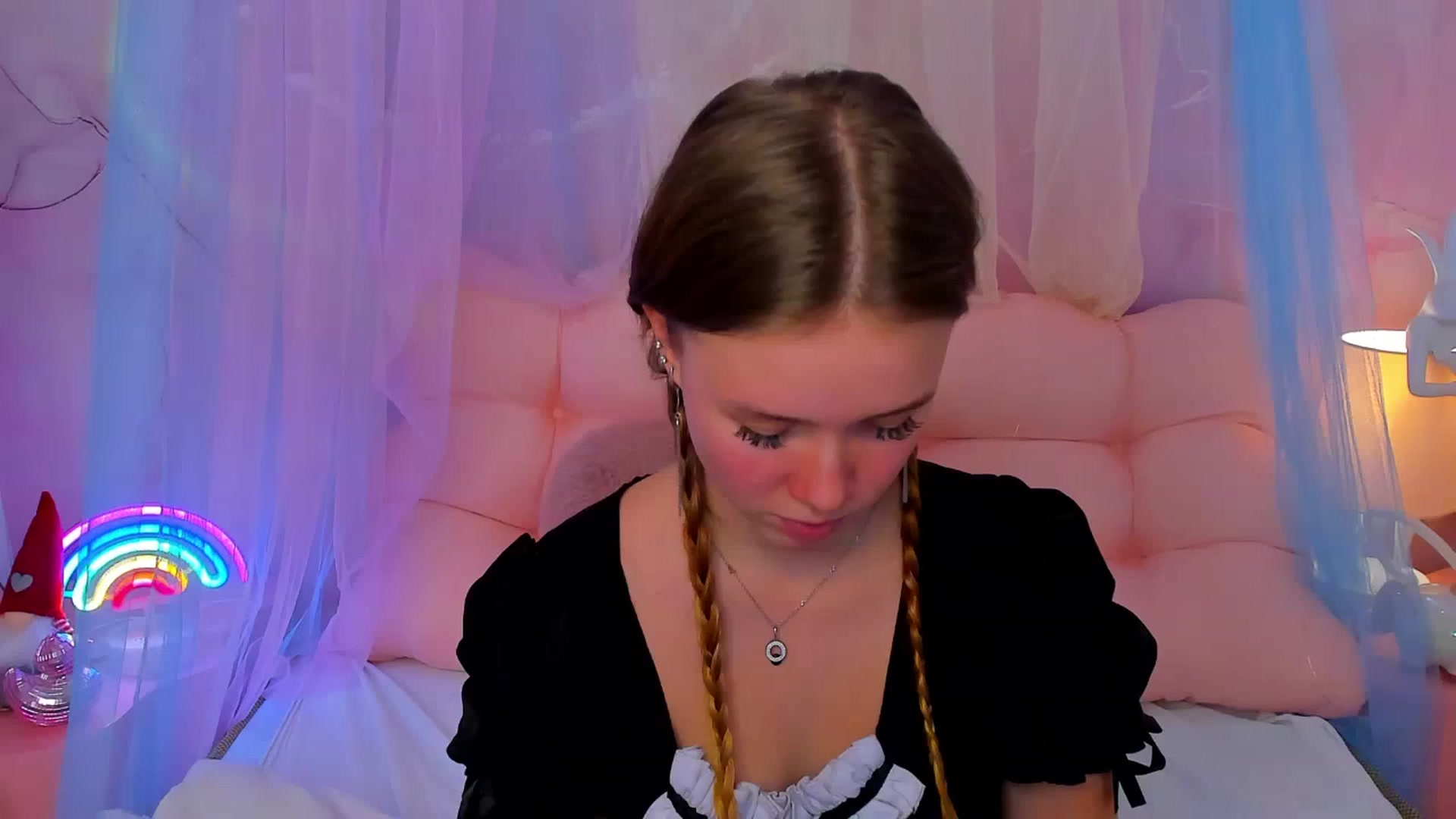 Gallery image thumbnail from Beatrizz's myfreecams stream on, 01/15/2026, 12:29 image 19 of 20