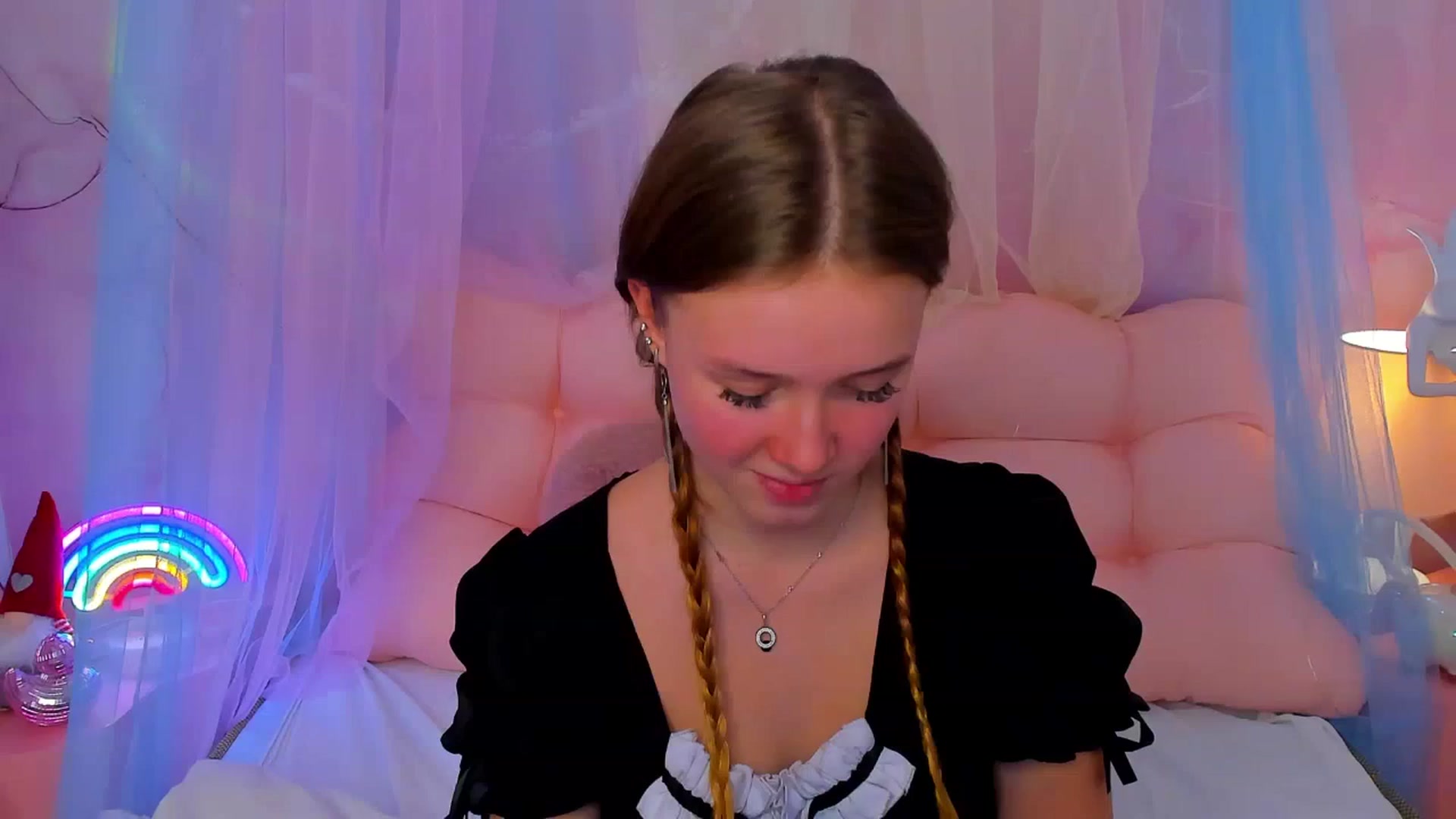 Gallery image thumbnail from Beatrizz's myfreecams stream on, 01/15/2026, 12:29 image 18 of 20