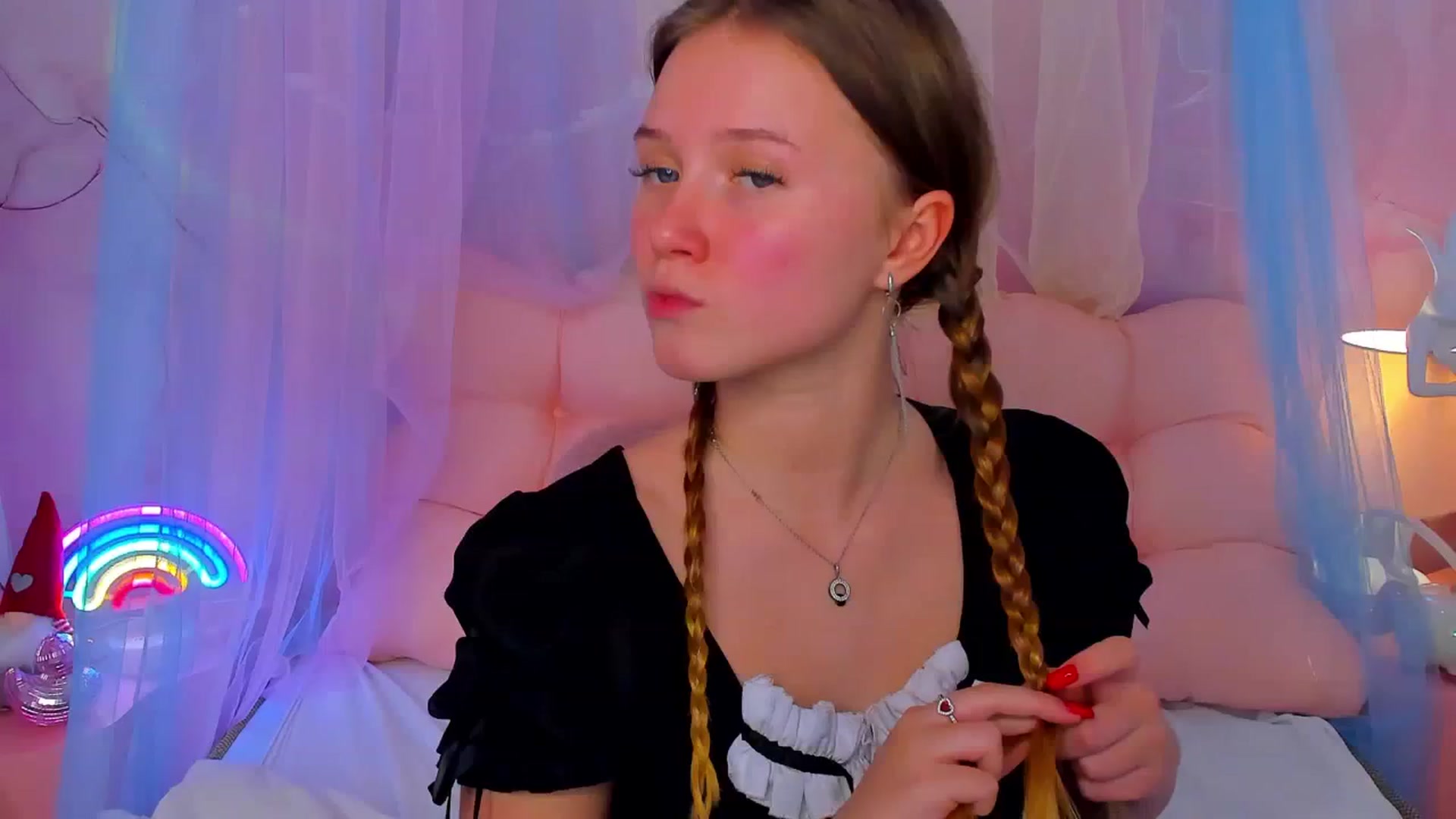 Gallery image thumbnail from Beatrizz's myfreecams stream on, 01/15/2026, 12:29 image 16 of 20