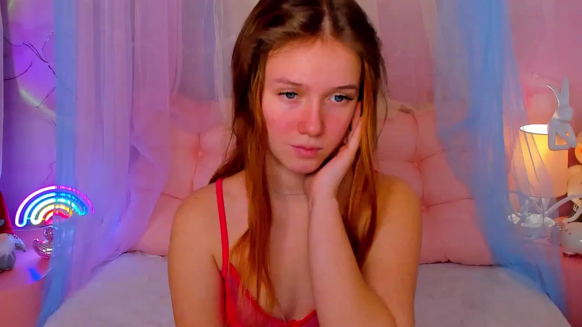Gallery image thumbnail from Beatrizz's myfreecams stream on, 01/21/2026, 10:30 image 17 of 20
