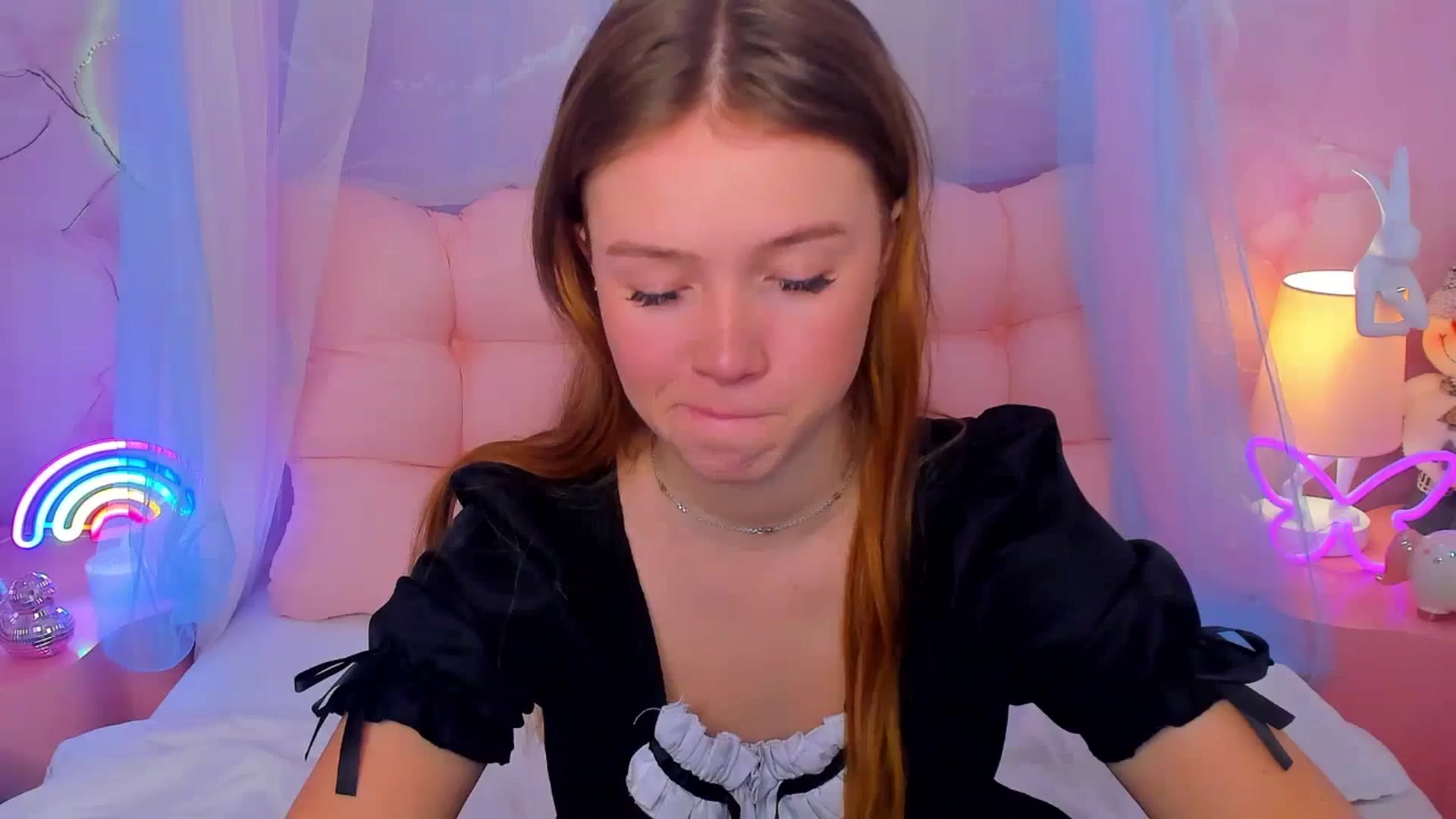 Gallery image thumbnail from Beatrizz's myfreecams stream on, 01/23/2026, 07:39 image 15 of 20