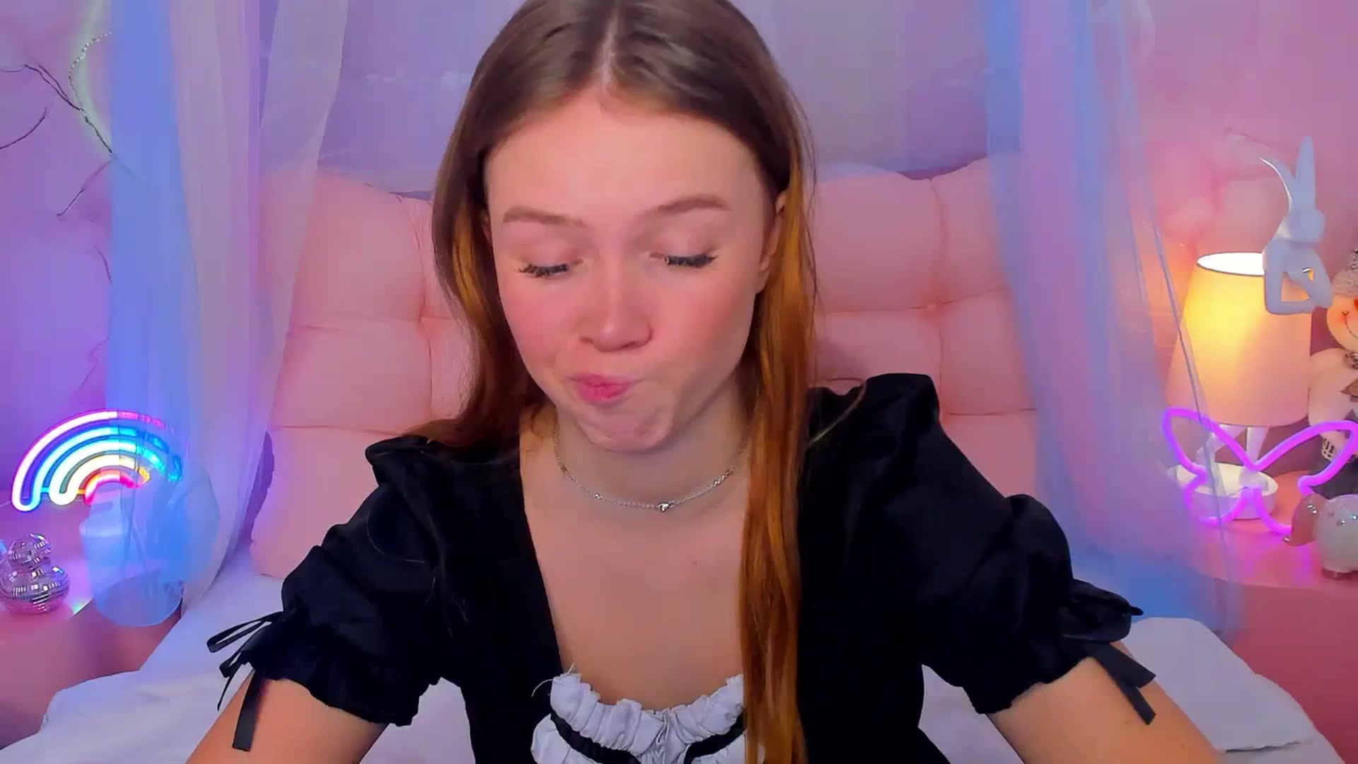 Gallery image thumbnail from Beatrizz's myfreecams stream on, 01/23/2026, 07:39 image 16 of 20
