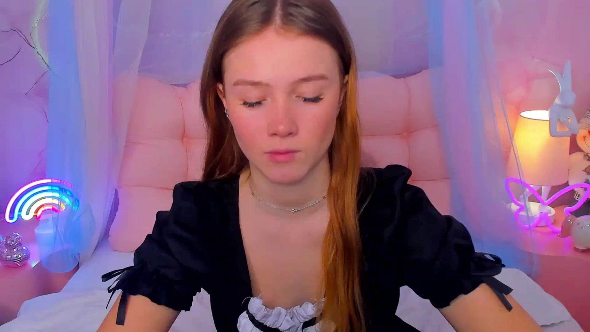 Gallery image thumbnail from Beatrizz's myfreecams stream on, 01/23/2026, 07:39 image 7 of 20
