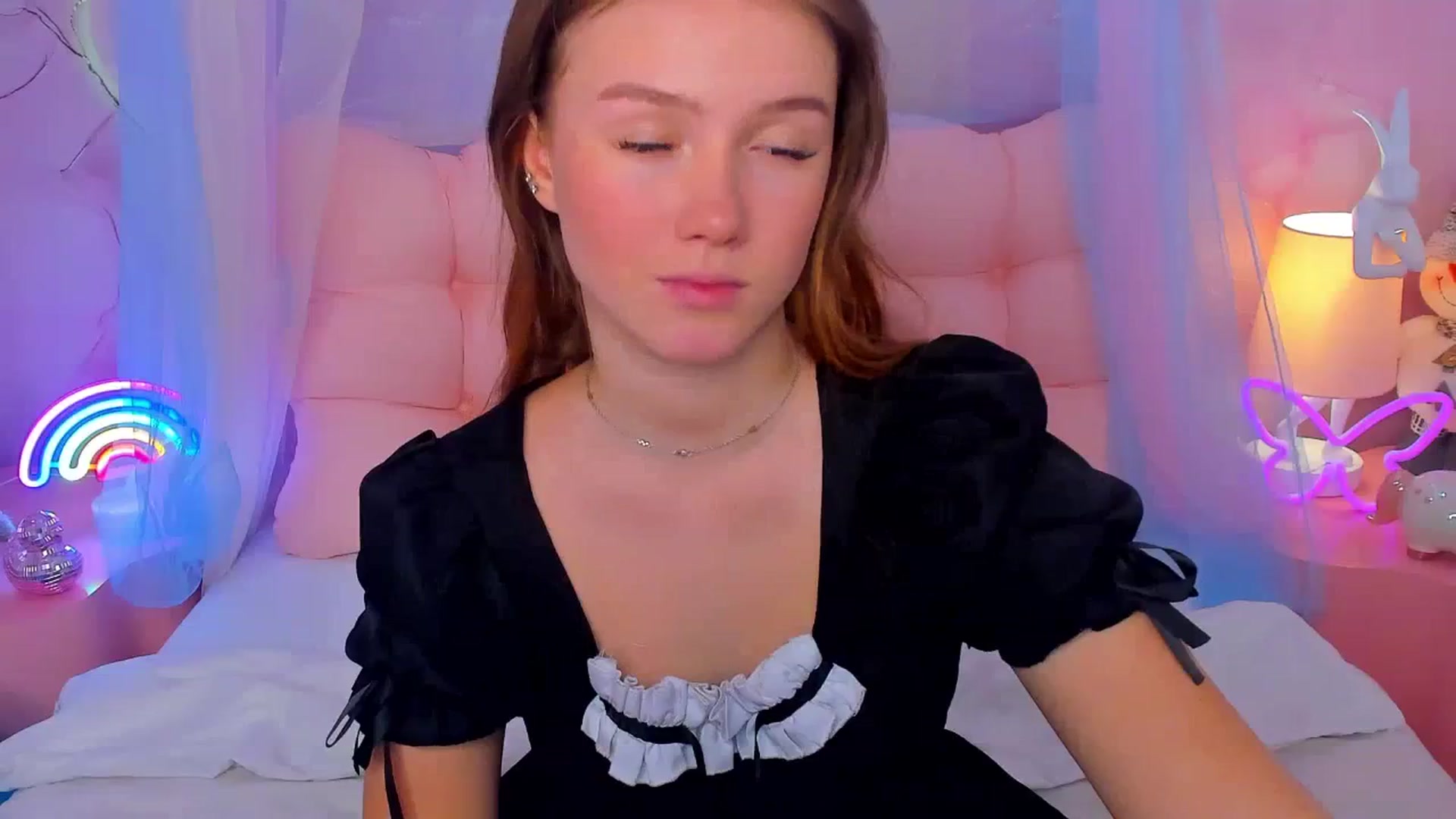 Gallery image thumbnail from Beatrizz's myfreecams stream on, 01/23/2026, 08:13 image 8 of 20