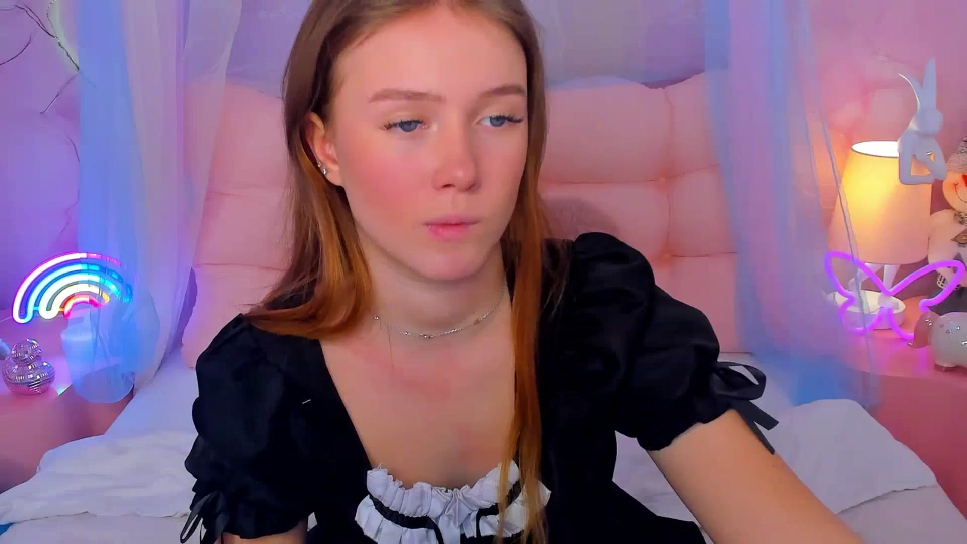 Gallery image thumbnail from Beatrizz's myfreecams stream on, 01/23/2026, 08:13 image 16 of 20