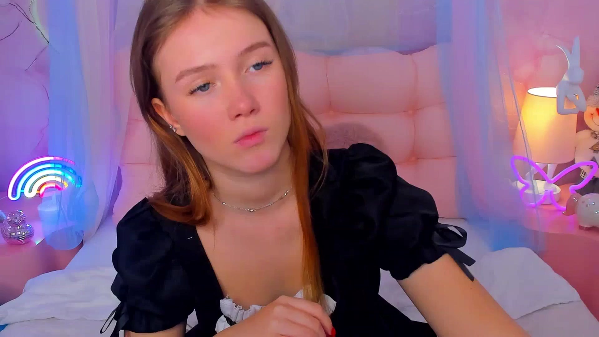 Gallery image thumbnail from Beatrizz's myfreecams stream on, 01/23/2026, 08:13 image 14 of 20