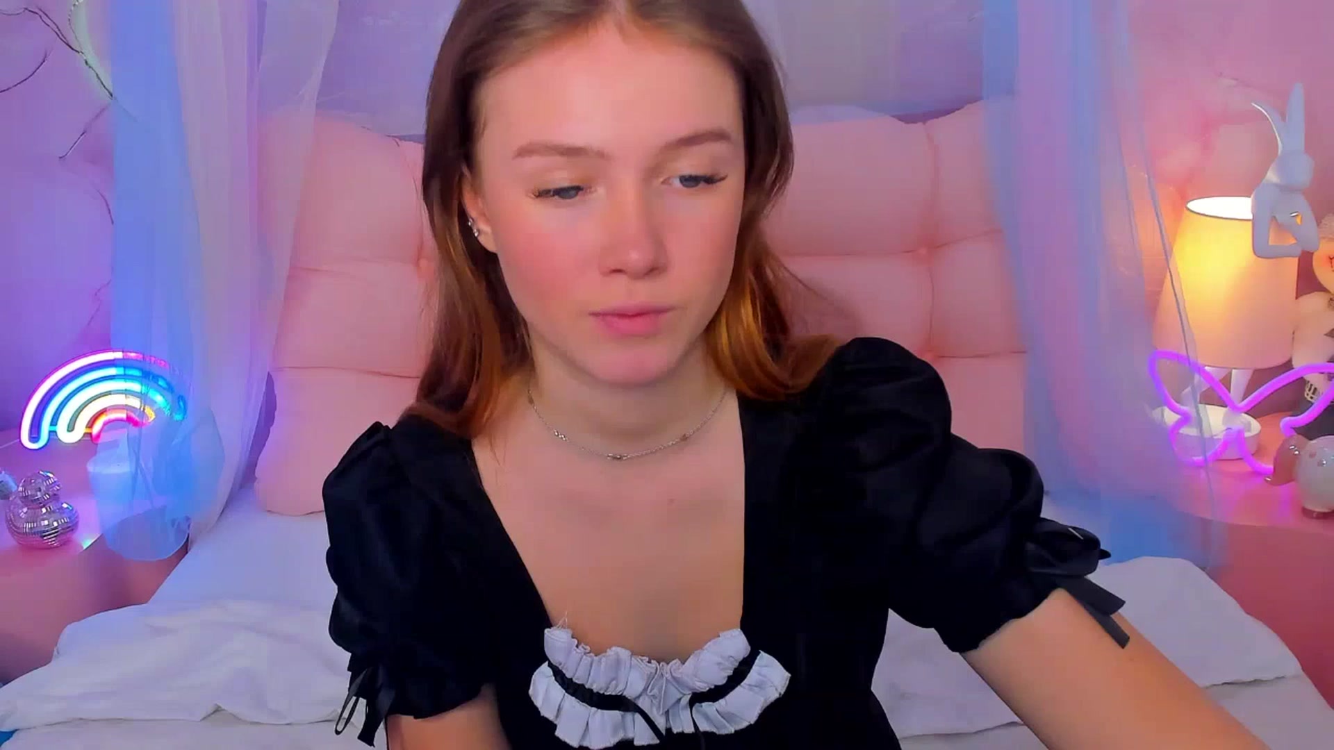 Gallery image thumbnail from Beatrizz's myfreecams stream on, 01/23/2026, 08:13 image 4 of 20