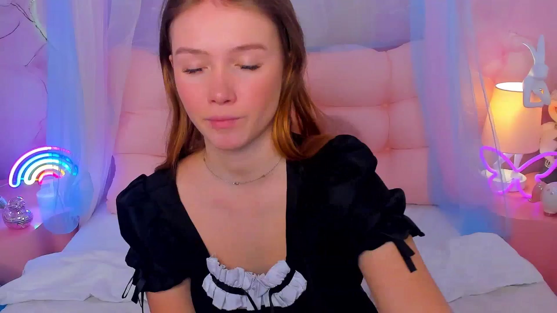 Gallery image thumbnail from Beatrizz's myfreecams stream on, 01/23/2026, 08:13 image 2 of 20