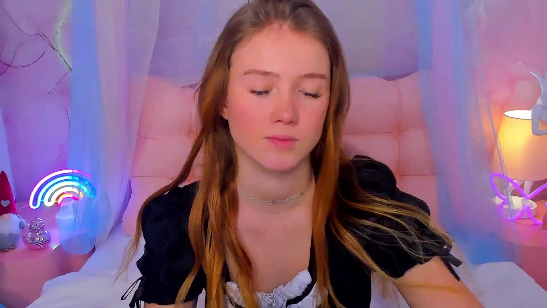 Gallery image thumbnail from Beatrizz's myfreecams stream on, 01/23/2026, 08:50 image 15 of 20