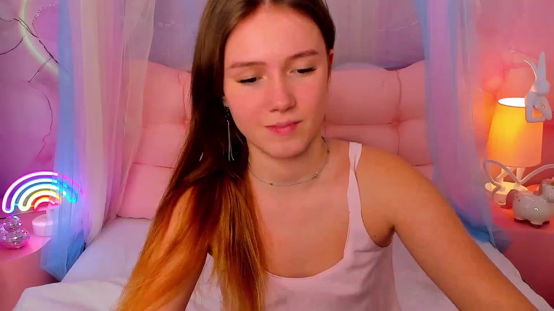 Gallery image thumbnail from Beatrizz's myfreecams stream on, 02/02/2026, 10:30 image 2 of 20