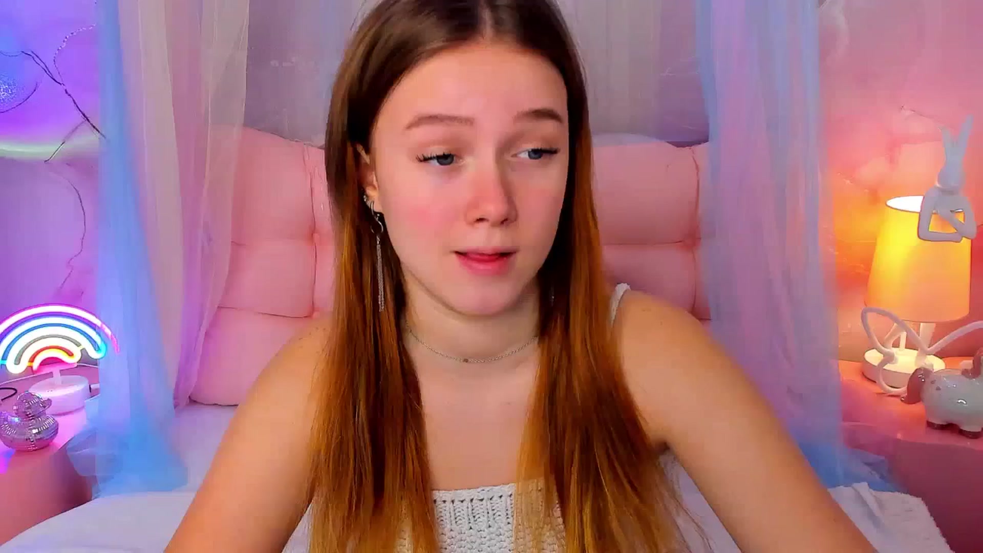 Gallery image thumbnail from Beatrizz's myfreecams stream on, 02/03/2026, 07:01 image 15 of 20