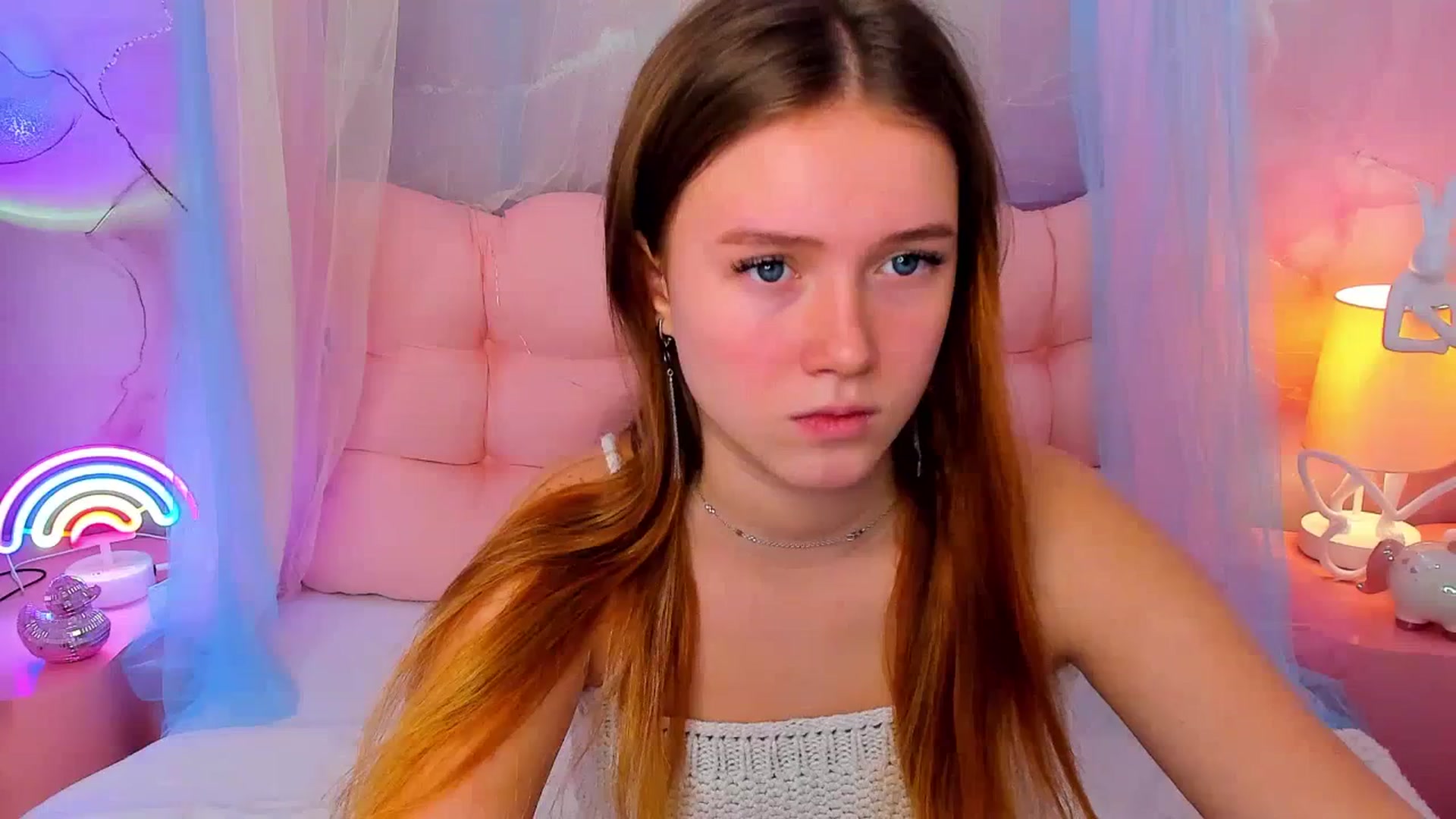 Gallery image thumbnail from Beatrizz's myfreecams stream on, 02/03/2026, 08:31 image 3 of 20