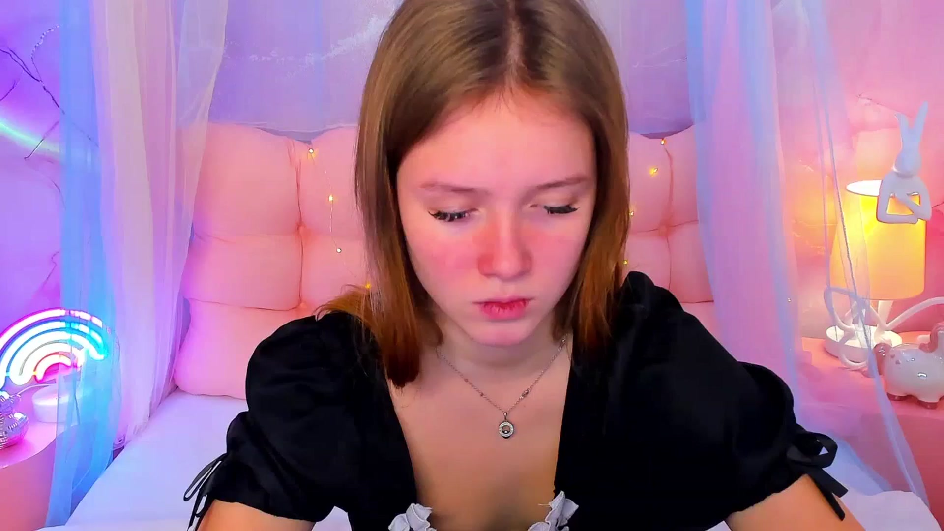 Gallery image thumbnail from Beatrizz's myfreecams stream on, 02/06/2026, 07:29 image 1 of 20