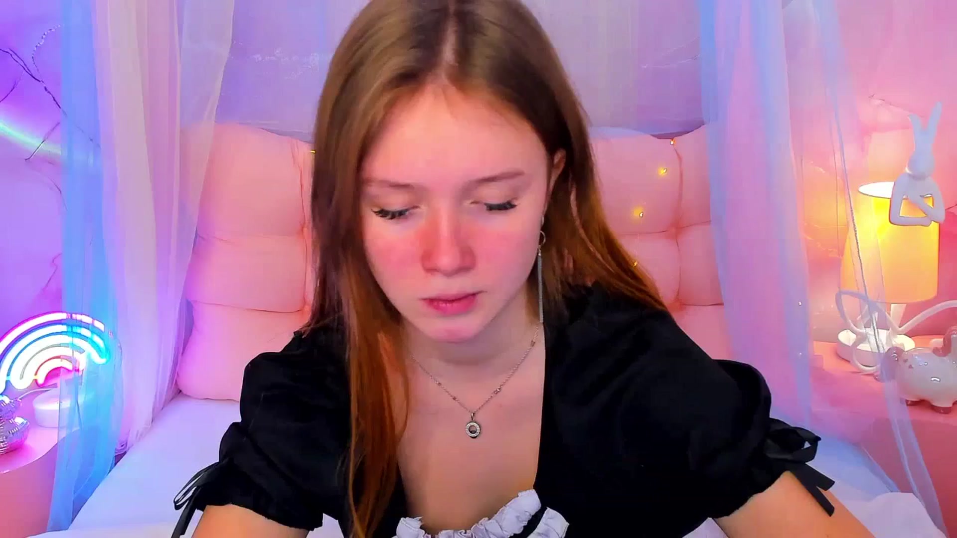 Gallery image thumbnail from Beatrizz's myfreecams stream on, 02/06/2026, 07:29 image 9 of 20