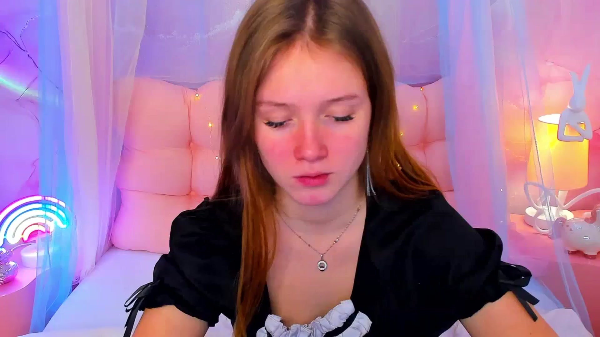 Gallery image thumbnail from Beatrizz's myfreecams stream on, 02/06/2026, 07:29 image 8 of 20