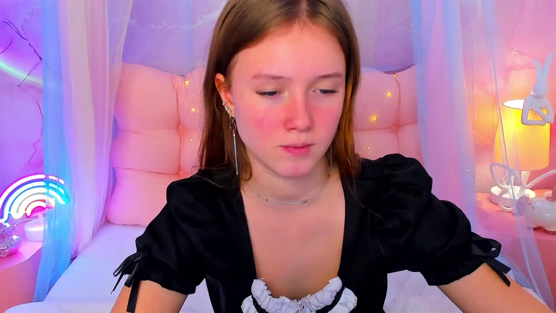 Gallery image thumbnail from Beatrizz's myfreecams stream on, 02/06/2026, 09:55 image 3 of 20