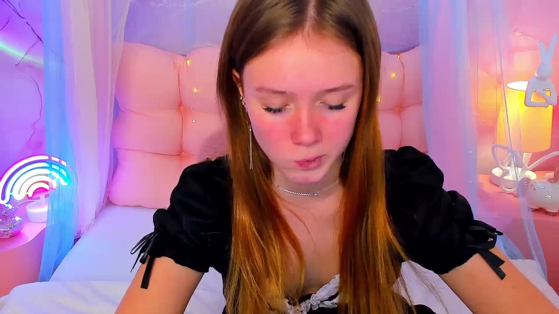 Gallery image thumbnail from Beatrizz's myfreecams stream on, 02/06/2026, 09:55 image 15 of 20