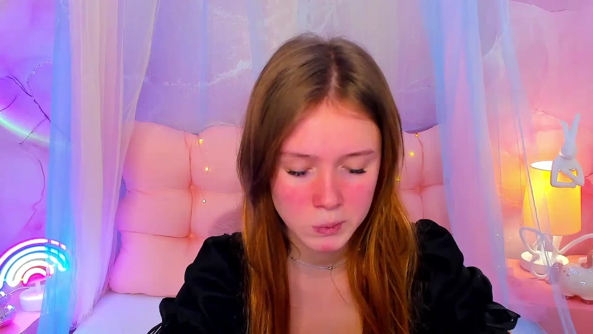 Gallery image thumbnail from Beatrizz's myfreecams stream on, 02/06/2026, 09:55 image 12 of 20