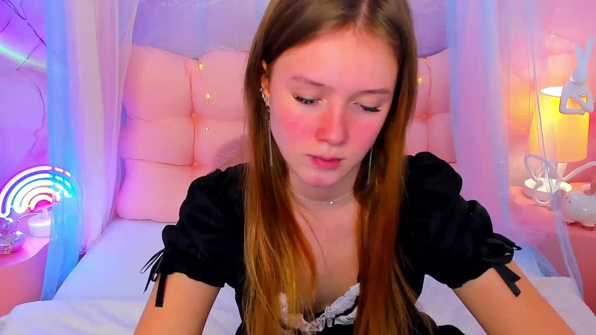 Gallery image thumbnail from Beatrizz's myfreecams stream on, 02/06/2026, 09:55 image 17 of 20