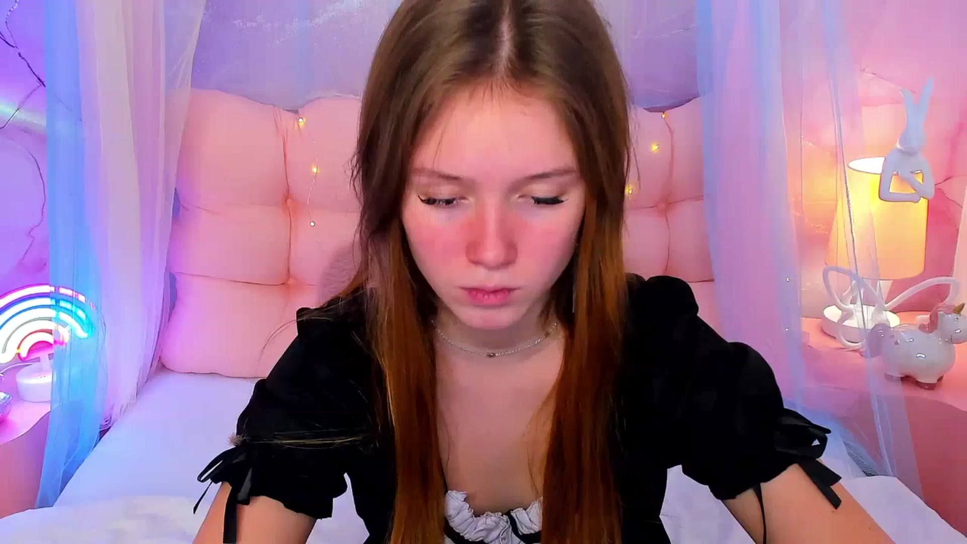Gallery image thumbnail from Beatrizz's myfreecams stream on, 02/06/2026, 11:40 image 15 of 20