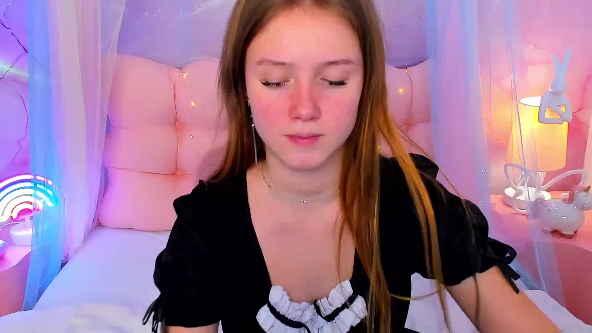 Gallery image thumbnail from Beatrizz's myfreecams stream on, 02/06/2026, 11:40 image 7 of 20
