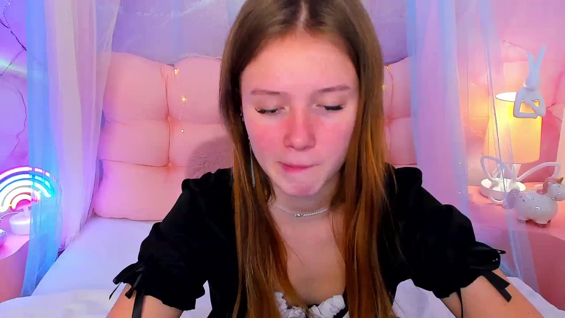 Gallery image thumbnail from Beatrizz's myfreecams stream on, 02/06/2026, 11:40 image 2 of 20