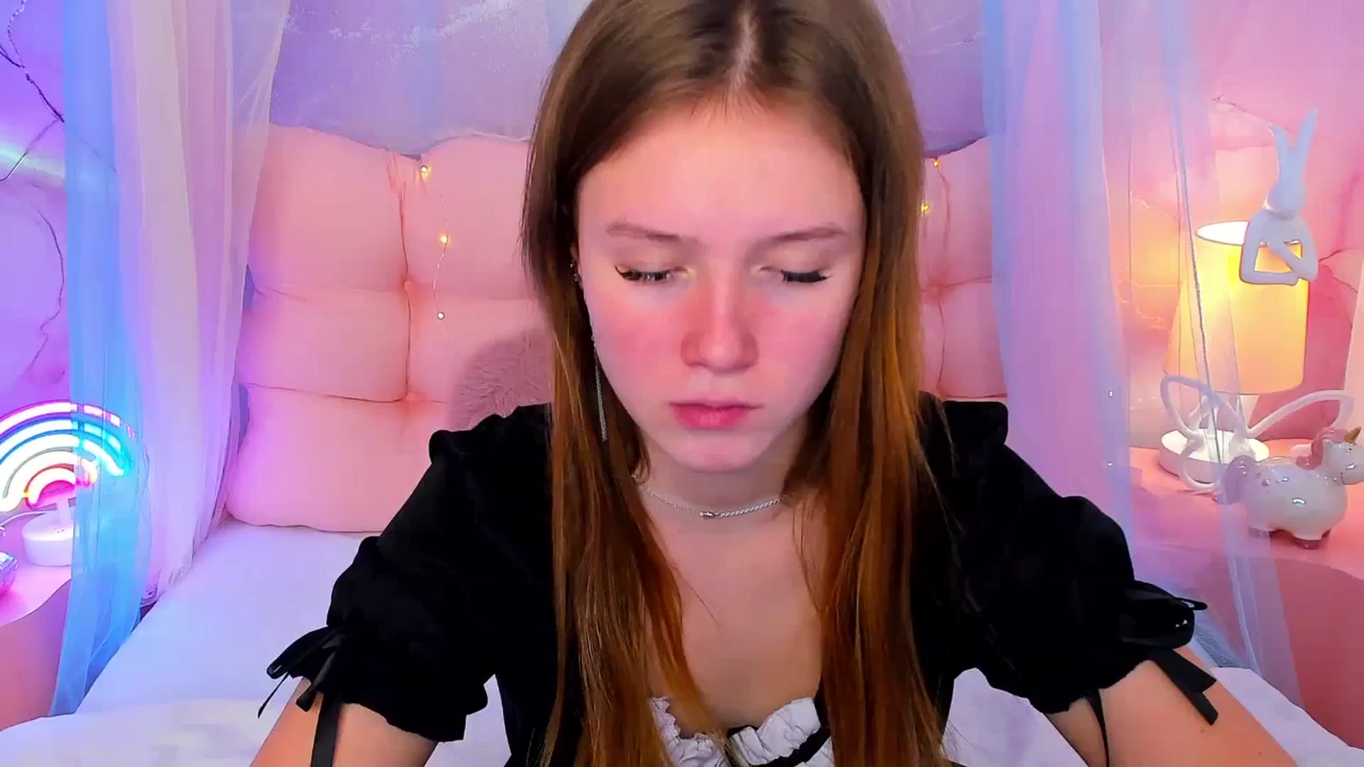 Gallery image thumbnail from Beatrizz's myfreecams stream on, 02/06/2026, 11:40 image 3 of 20