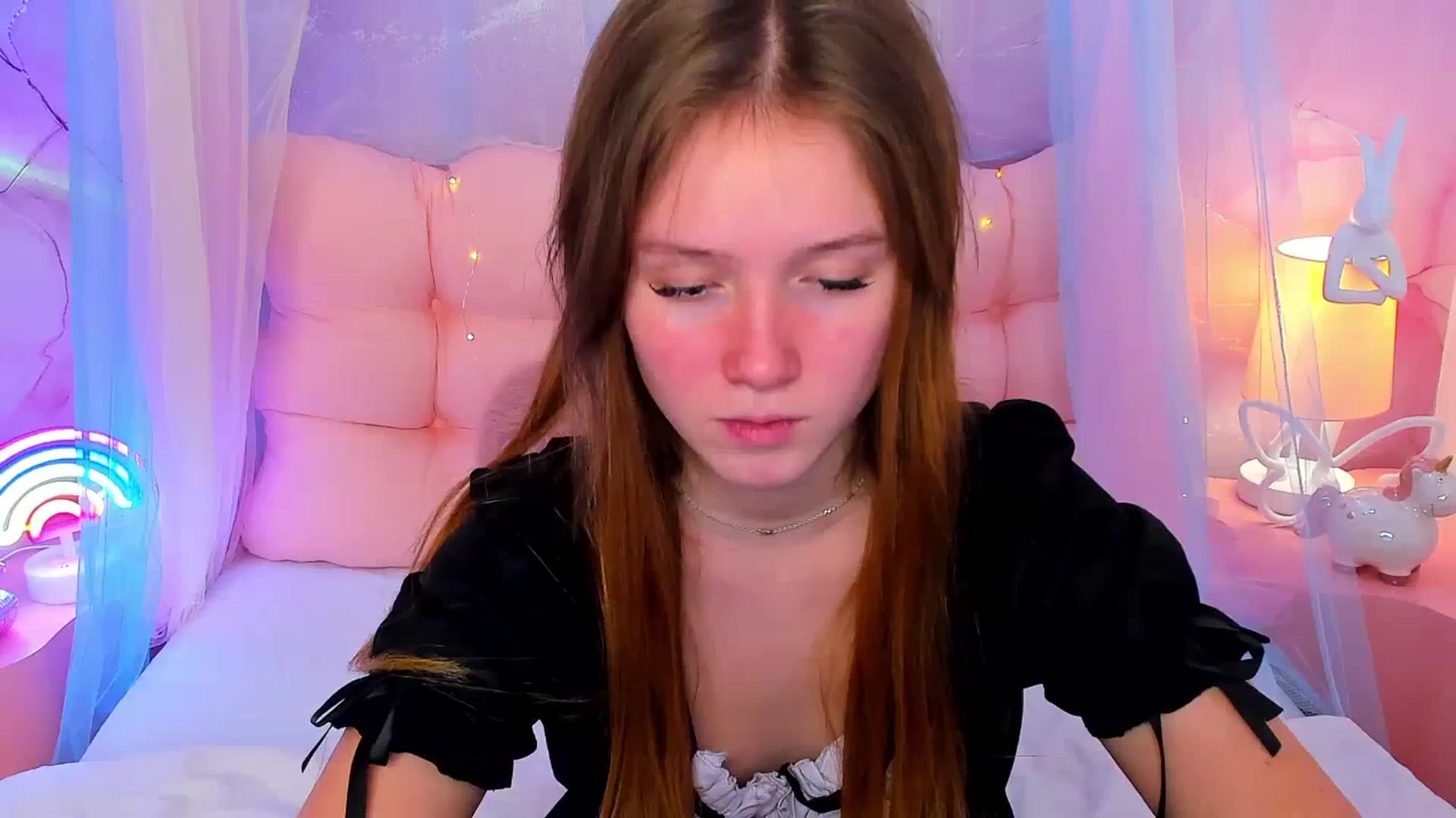 Gallery image thumbnail from Beatrizz's myfreecams stream on, 02/06/2026, 11:40 image 12 of 20