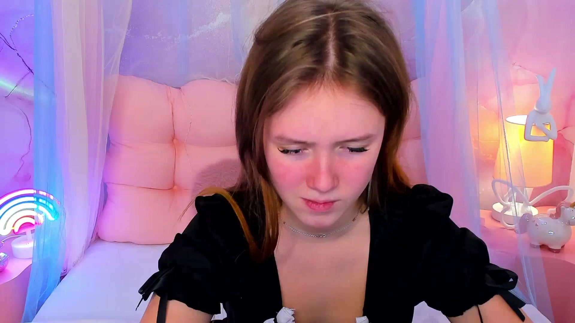 Gallery image thumbnail from Beatrizz's myfreecams stream on, 02/06/2026, 12:04 image 13 of 20