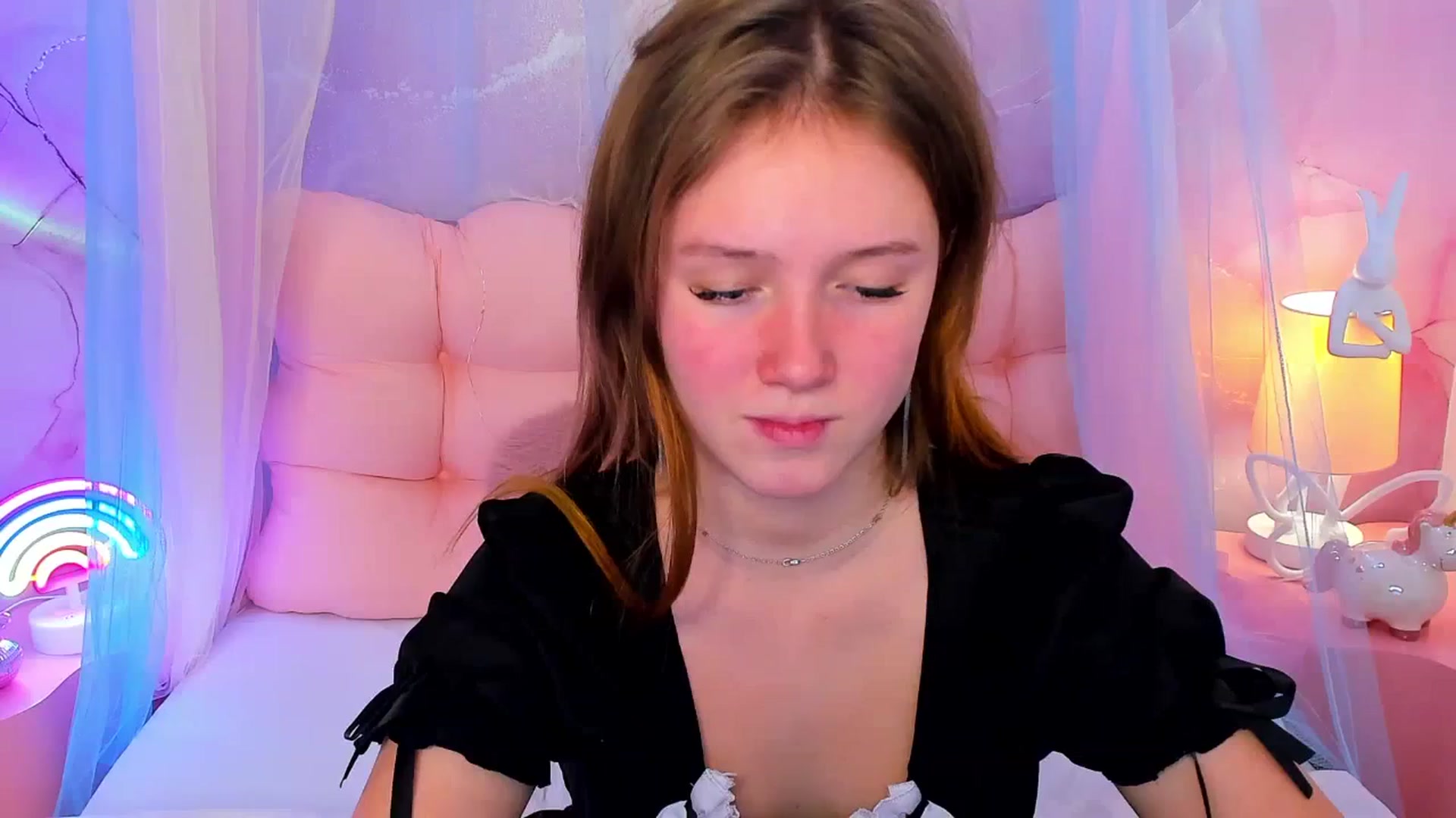 Gallery image thumbnail from Beatrizz's myfreecams stream on, 02/06/2026, 12:04 image 14 of 20
