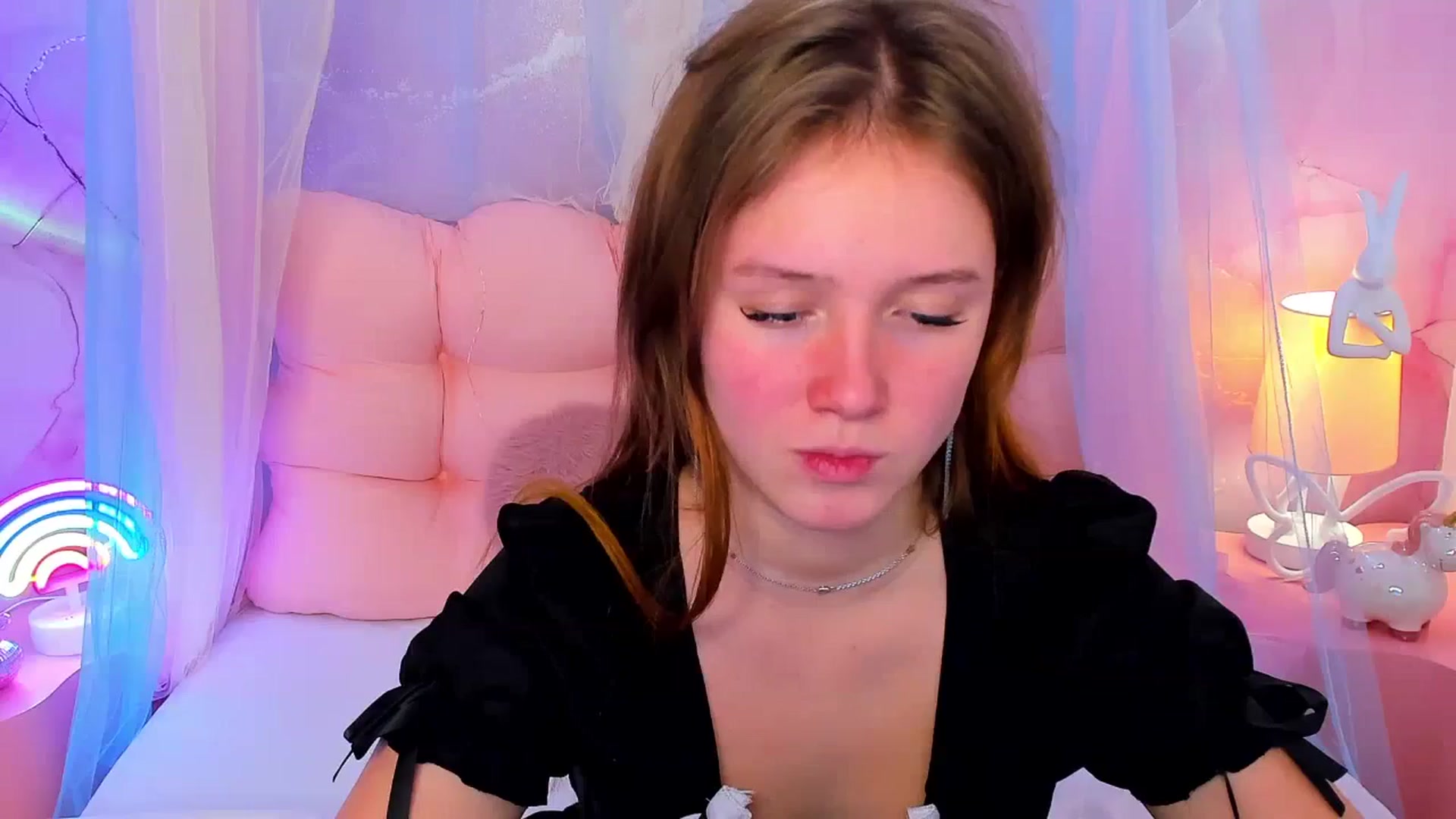 Gallery image thumbnail from Beatrizz's myfreecams stream on, 02/06/2026, 12:04 image 10 of 20