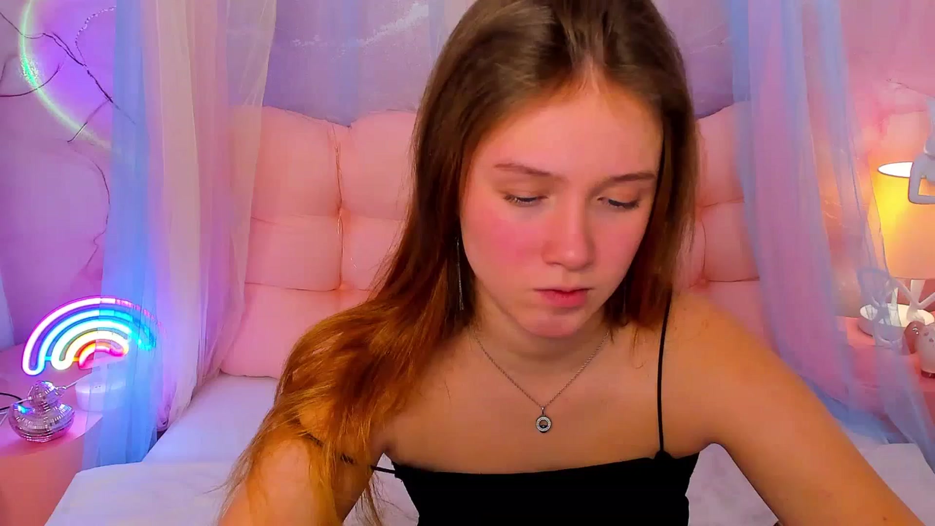 Gallery image thumbnail from Beatrizz's myfreecams stream on, 02/09/2026, 08:03 image 13 of 20