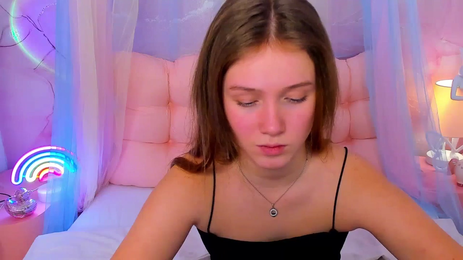 Gallery image thumbnail from Beatrizz's myfreecams stream on, 02/09/2026, 09:17 image 16 of 20