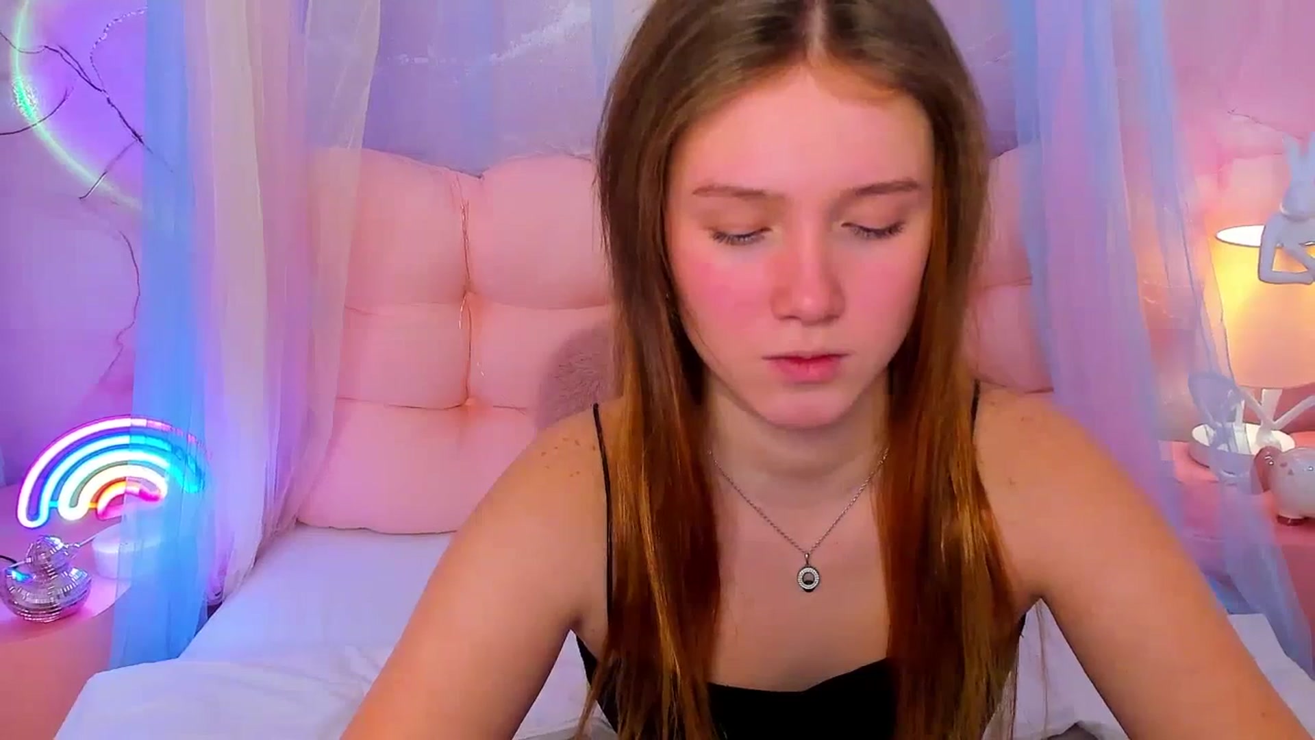 Gallery image thumbnail from Beatrizz's myfreecams stream on, 02/09/2026, 09:17 image 7 of 20
