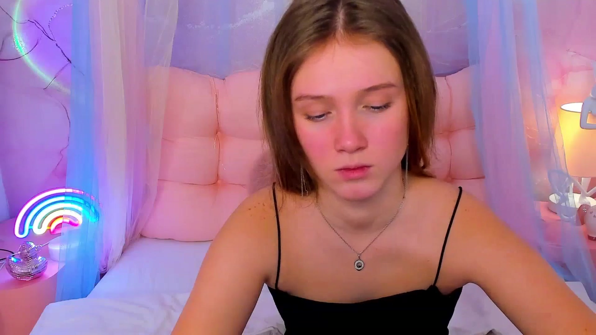 Gallery image thumbnail from Beatrizz's myfreecams stream on, 02/09/2026, 09:17 image 15 of 20