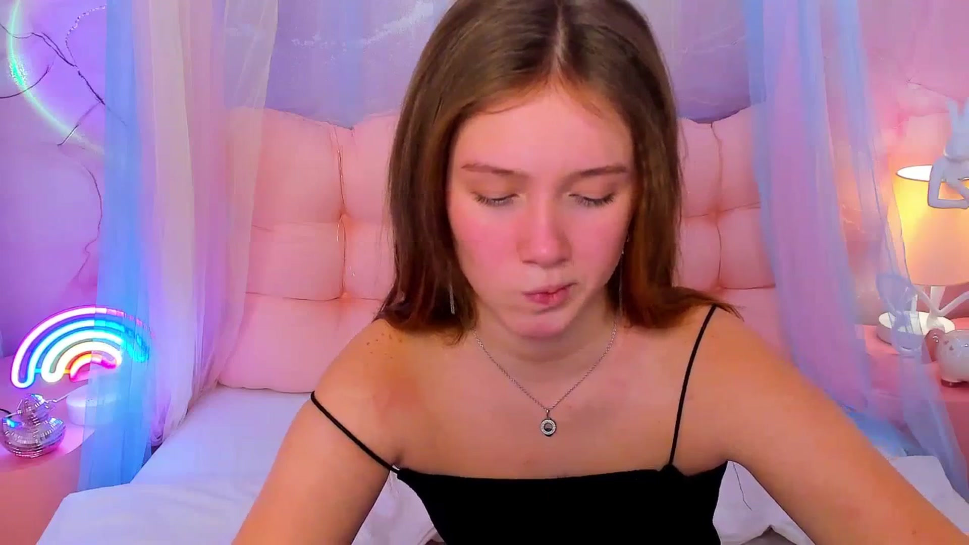 Gallery image thumbnail from Beatrizz's myfreecams stream on, 02/09/2026, 09:50 image 3 of 20
