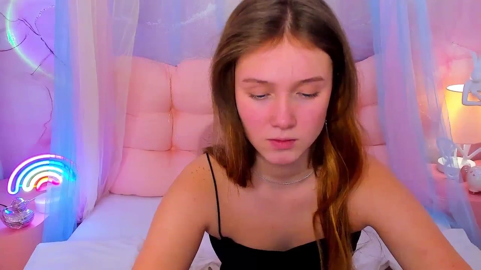 Gallery image thumbnail from Beatrizz's myfreecams stream on, 02/09/2026, 10:30 image 7 of 20