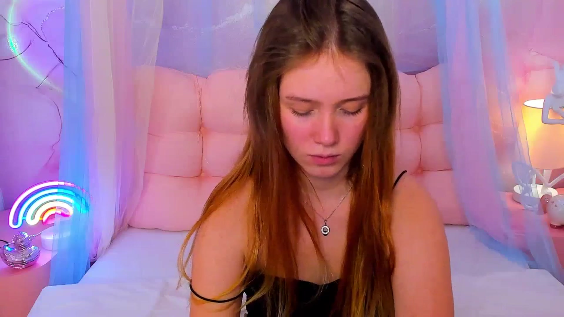Gallery image thumbnail from Beatrizz's myfreecams stream on, 02/09/2026, 10:30 image 20 of 20