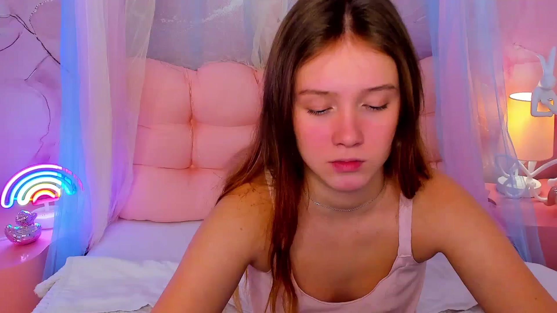 Gallery image thumbnail from Beatrizz's myfreecams stream on, 02/10/2026, 08:11 image 12 of 20