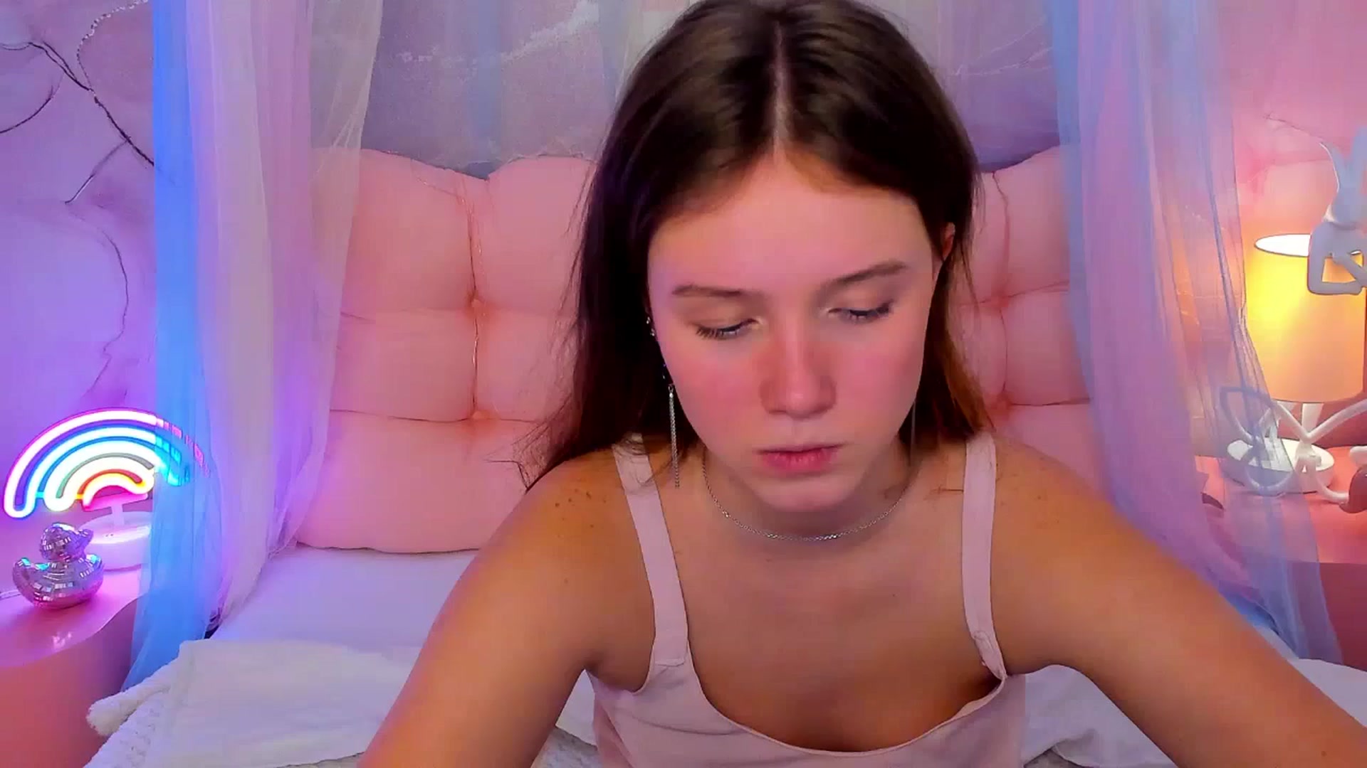Gallery image thumbnail from Beatrizz's myfreecams stream on, 02/10/2026, 12:34 image 3 of 20